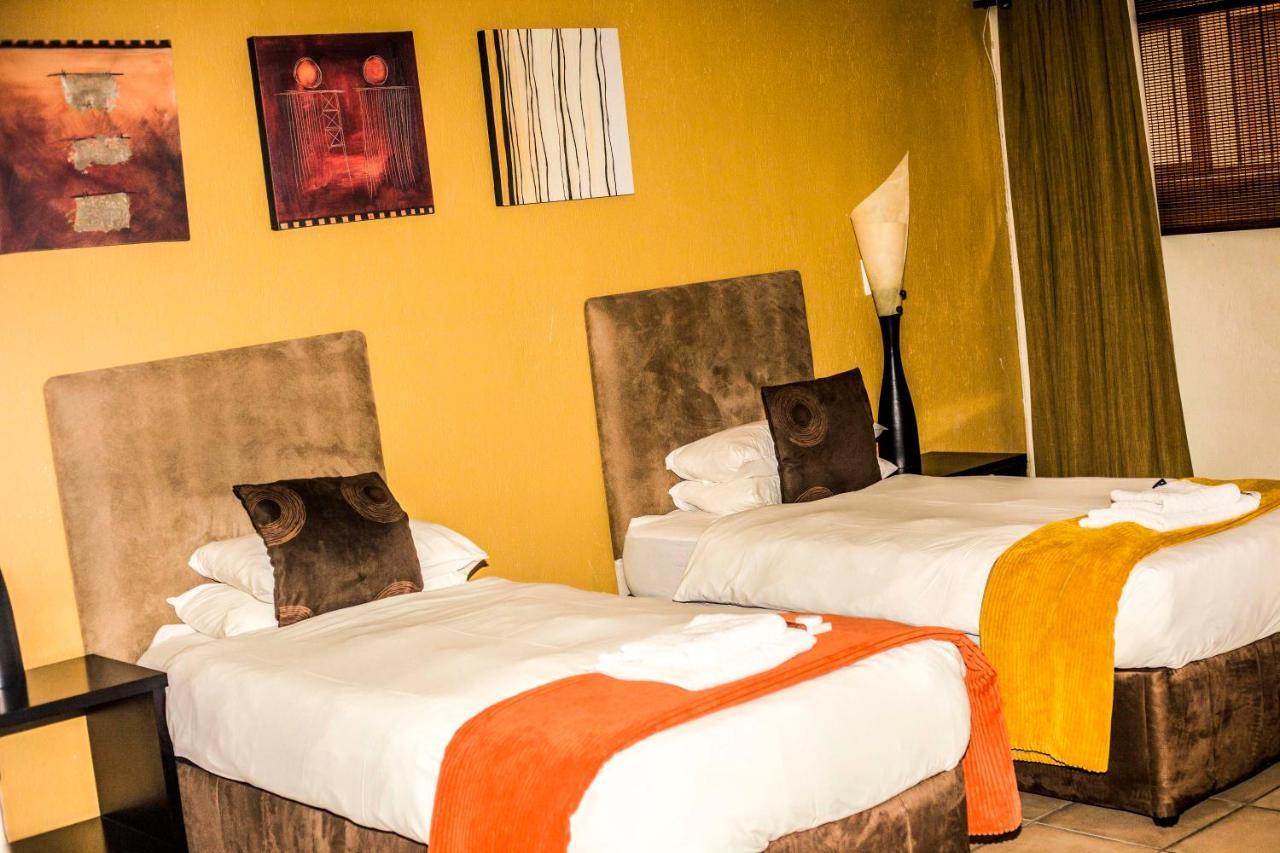 Coyotes Hotel & Conference Centre Mbombela Exteriör bild